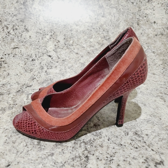 3/$20 SPRING Slip On Pumps Shoes High Stilettos 37 - Picture 2 of 5